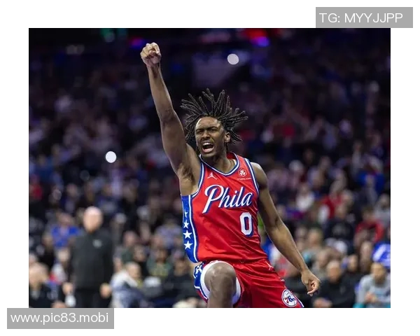 表现很稳定！马克西21中8得29分9板6助 末节独得13分&正负值+14